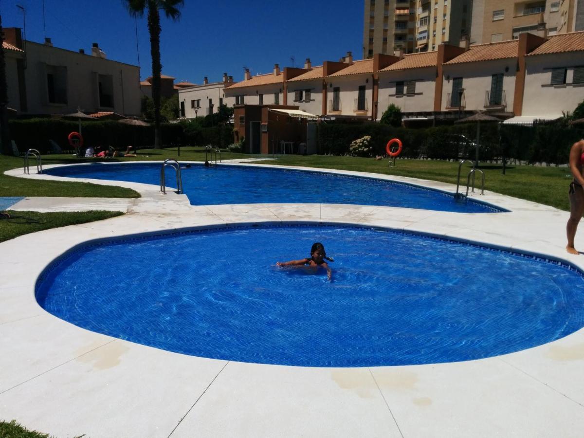 Estudio Con Piscina Y Garaje A 100 Mtr De La Playa Isla Cristina Exterior foto